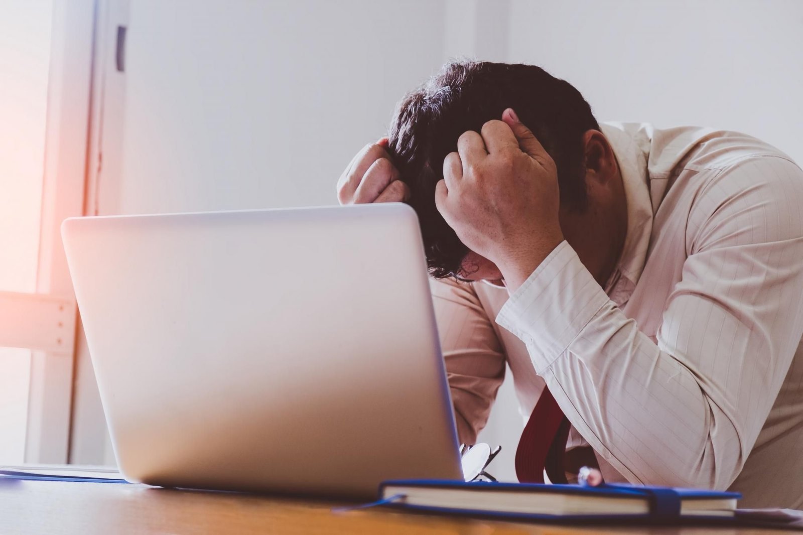 The HR Team | Building Resilience Skills to Tackle Burnout and Shift Perceptions of Stress Building Resilience Skills to Tackle Burnout and Shift Perceptions of Stress