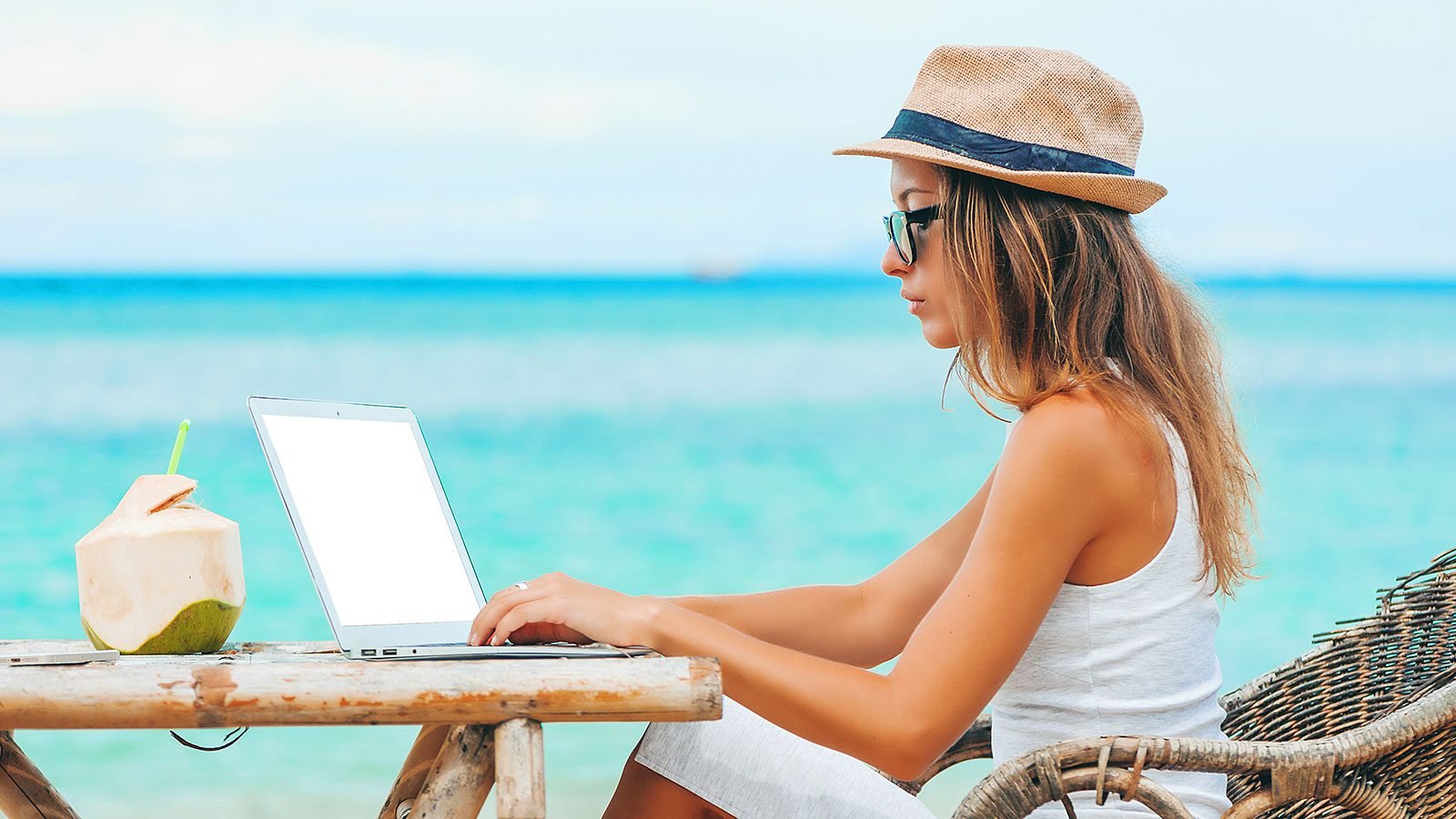Remote Working Abroad: What Employers Need to Consider Before Saying Yes…